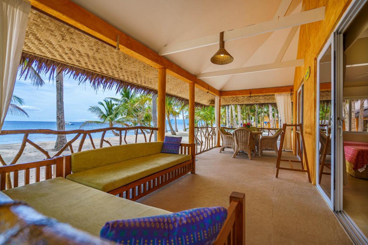Coco Grove Beach Resort, Siquijor Island Esterno foto A view of the beach from the hotel