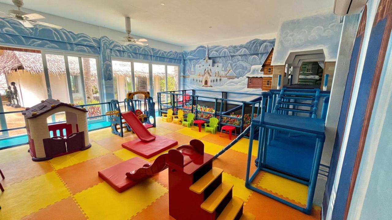 Coco Grove Beach Resort, Siquijor Island Esterno foto An indoor playground in Thailand
