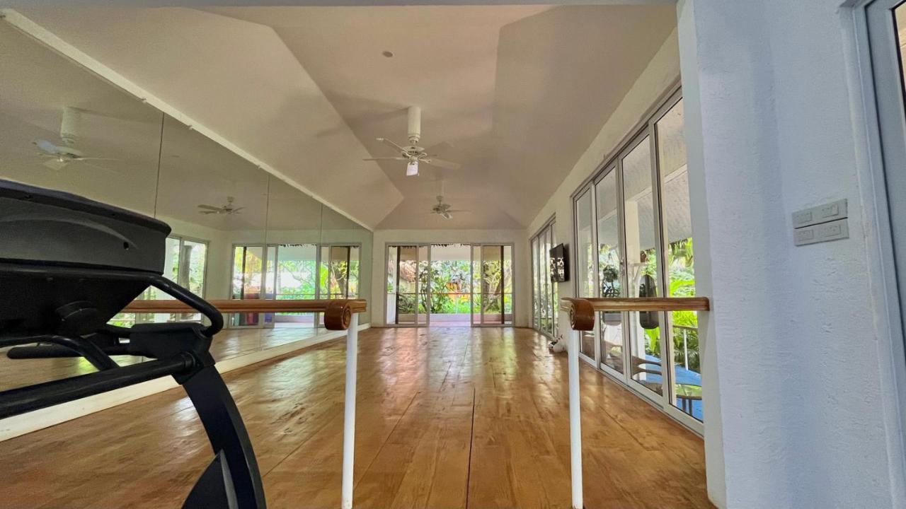 Coco Grove Beach Resort, Siquijor Island Esterno foto The dance studio at the school