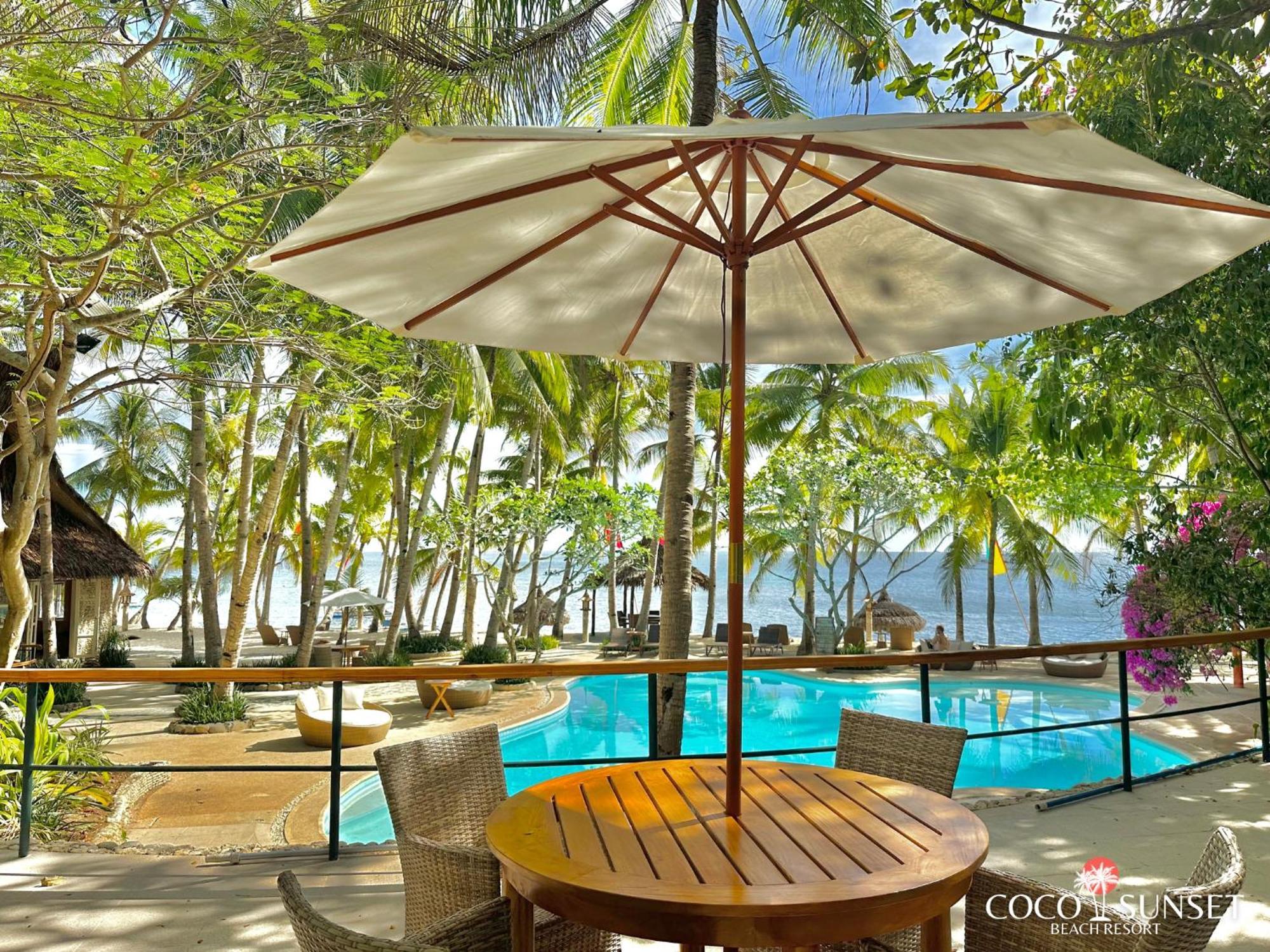 Coco Grove Beach Resort, Siquijor Island Esterno foto Coco de Mer Resort, Seychelles
